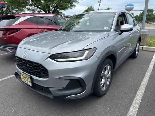 Lunar Silver Metallic 2023 Honda HR-V LX
