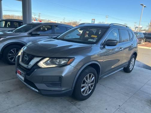 2020 Nissan Rogue SV