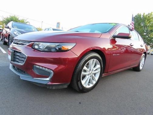 Photo 1 of 25 of 2016 Chevrolet Malibu 1LT