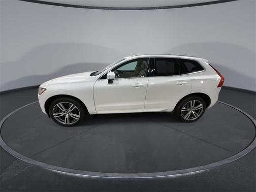 2020 Volvo XC60 T5 Momentum