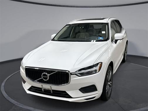 2020 Volvo XC60 T5 Momentum