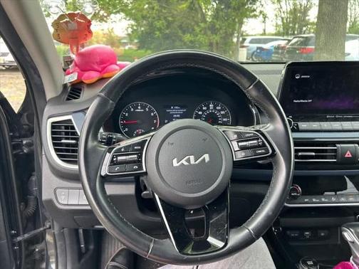 2022 Kia Seltos S