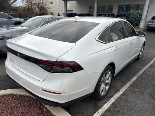 2023 Honda Accord LX 1.5T