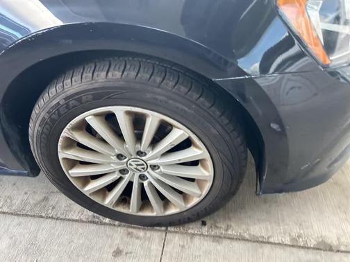 2017 Volkswagen Passat 1.8T SE