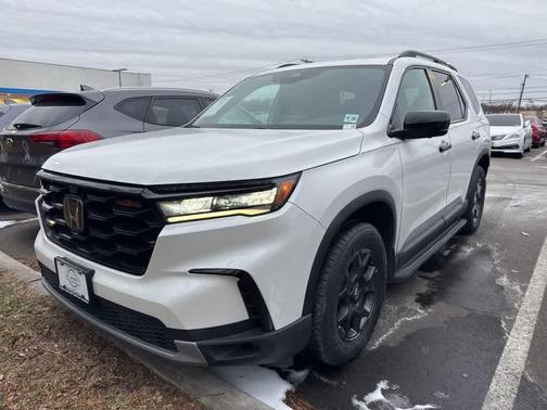 2023 Honda Pilot AWD TrailSport