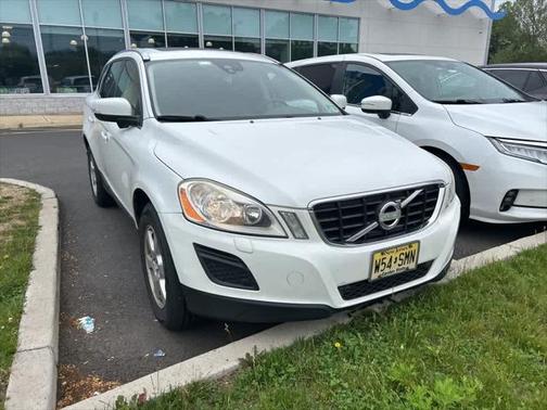2012 Volvo XC60 3.2 Platinum