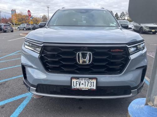 2024 Honda Pilot TrailSport