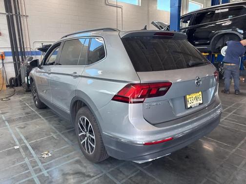 2021 Volkswagen Tiguan 2.0T SE