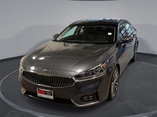 2018 Kia Cadenza Technology