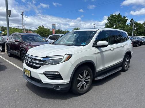 White Diamond Pearl 2018 Honda Pilot EX-L