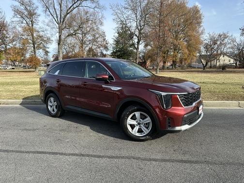 2024 Kia Sorento LX