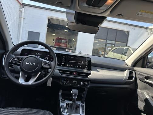 2024 Kia Seltos LX