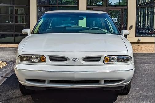 1999 Oldsmobile Eighty-Eight Base