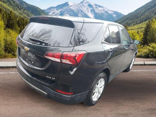 Mosaic Black Metallic 2024 Chevrolet Equinox 1LT