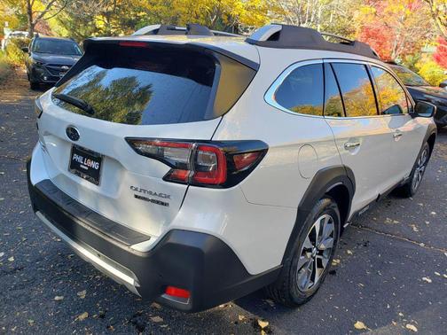 2025 Subaru Outback Touring XT