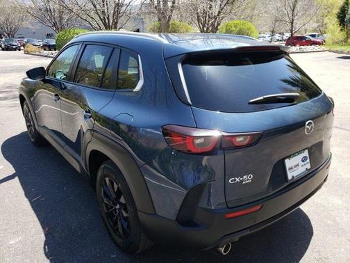 2024 Mazda CX-50 2.5 S Preferred