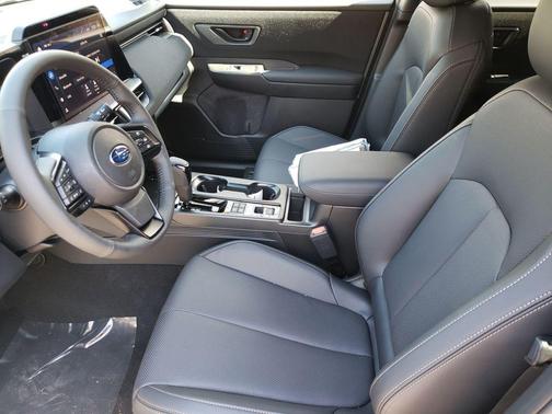 Crystal Black Silica 2026 Subaru Outback Limited XT