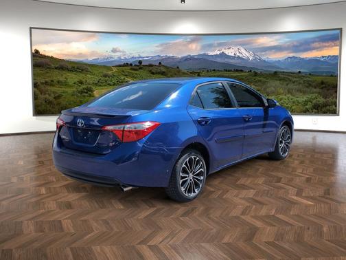 Blue Crush Metallic 2016 Toyota Corolla S Plus