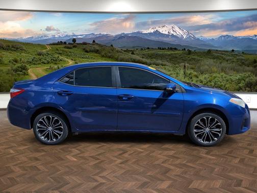 Blue Crush Metallic 2016 Toyota Corolla S Plus