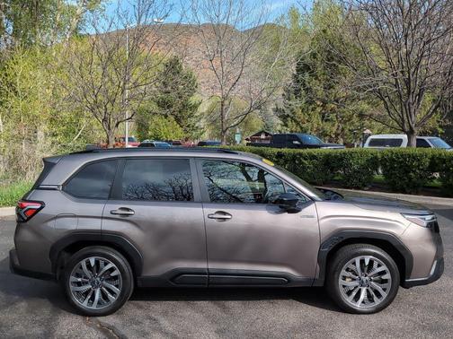 Brilliant Bronze Metallic 2025 Subaru Forester Hybrid Touring