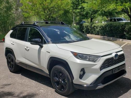 2019 Toyota RAV4 Hybrid SE