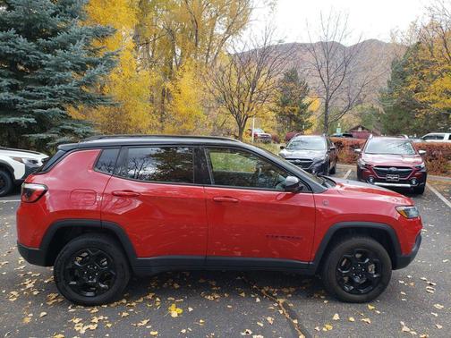 2023 Jeep Compass Trailhawk
