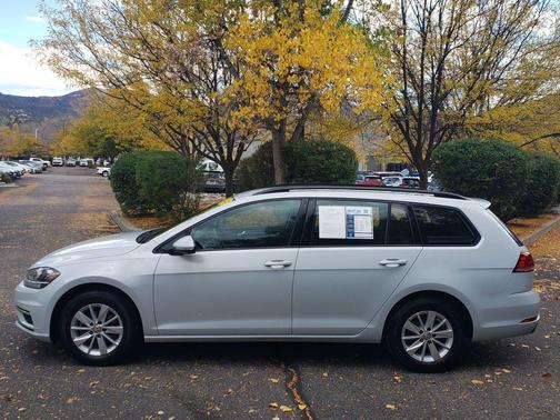 2018 Volkswagen Golf SportWagen TSI S