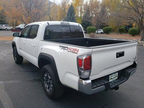 Photo 5 of 28 of 2022 Toyota Tacoma