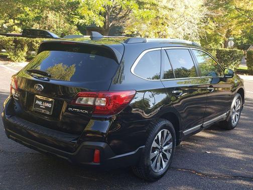 2019 Subaru Outback 2.5i Touring