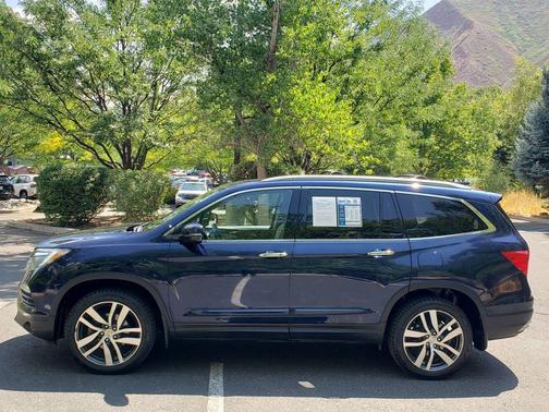 2017 Honda Pilot Elite
