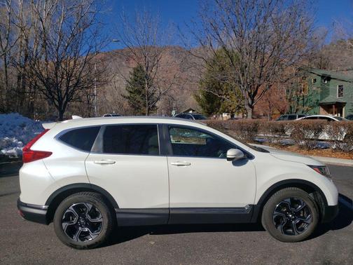 2018 Honda CR-V Touring