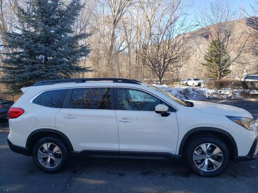 2025 Subaru Ascent Premium 7-Passenger