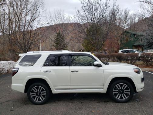 Blizzard Pearl 2023 Toyota 4Runner Limited