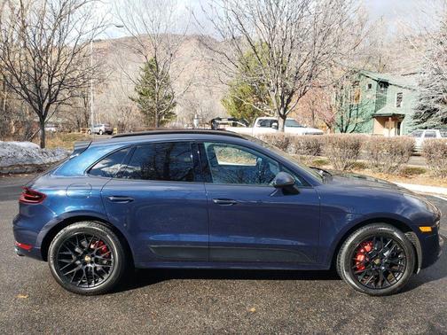 2018 Porsche Macan GTS