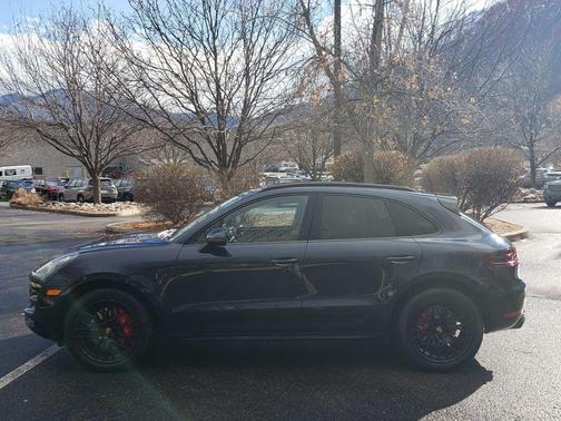 2018 Porsche Macan GTS