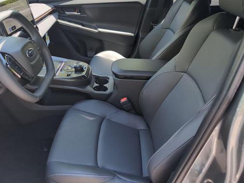Gray 2026 Subaru Uncharted GT