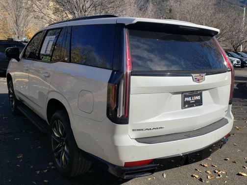 2023 Cadillac Escalade Sport Platinum