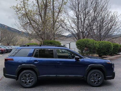 Sapphire Blue Pearl 2026 Subaru Outback Premium
