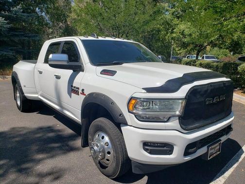 2019 RAM 3500 Limited Mega Cab 4x4 6'4' Box