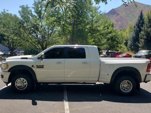 2019 RAM 3500 Limited Mega Cab 4x4 6'4' Box