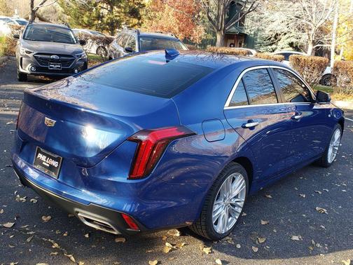 2023 Cadillac CT4 Premium Luxury