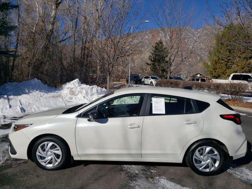 2025 Subaru Impreza Base