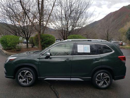 2023 Subaru Forester Touring