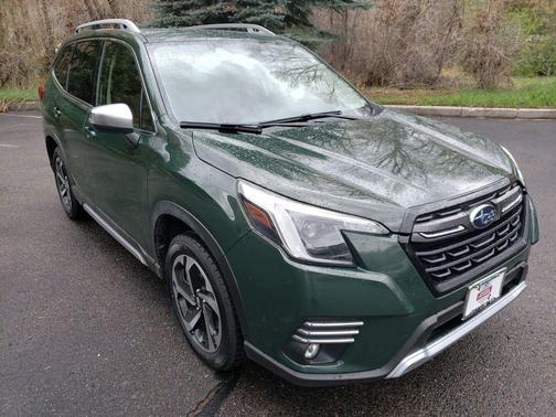 Cascade Green Silica 2023 Subaru Forester Touring