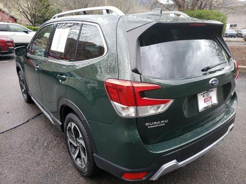 Cascade Green Silica 2023 Subaru Forester Touring