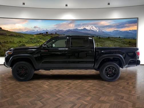 Midnight Black Metallic 2019 Toyota Tacoma TRD Pro