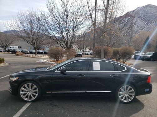 2019 Volvo S90 T8 Inscription