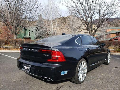 2019 Volvo S90 T8 Inscription