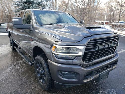 2024 RAM 2500 Laramie Crew Cab 4x4 6'4' Box