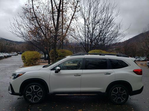 2023 Subaru Ascent Touring 7-Passenger